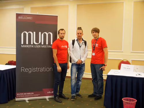 Nikita Tarikin presenting "The Story of an Anonymous Audit of Someone Else's Network" at MUM Moscow, Russia, 2017 (mum-moscow-2017-2)